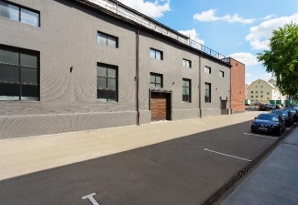 Современное отдельно стоящее здание в стиле LOFT в аренду