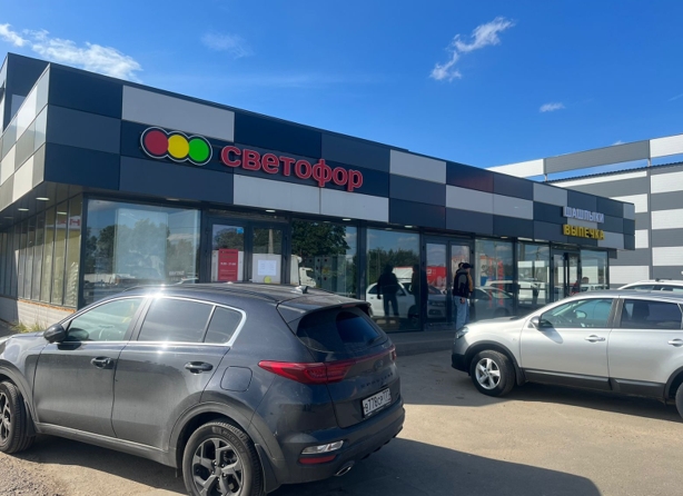 Сдаётся торговое помещение, 1000 м²