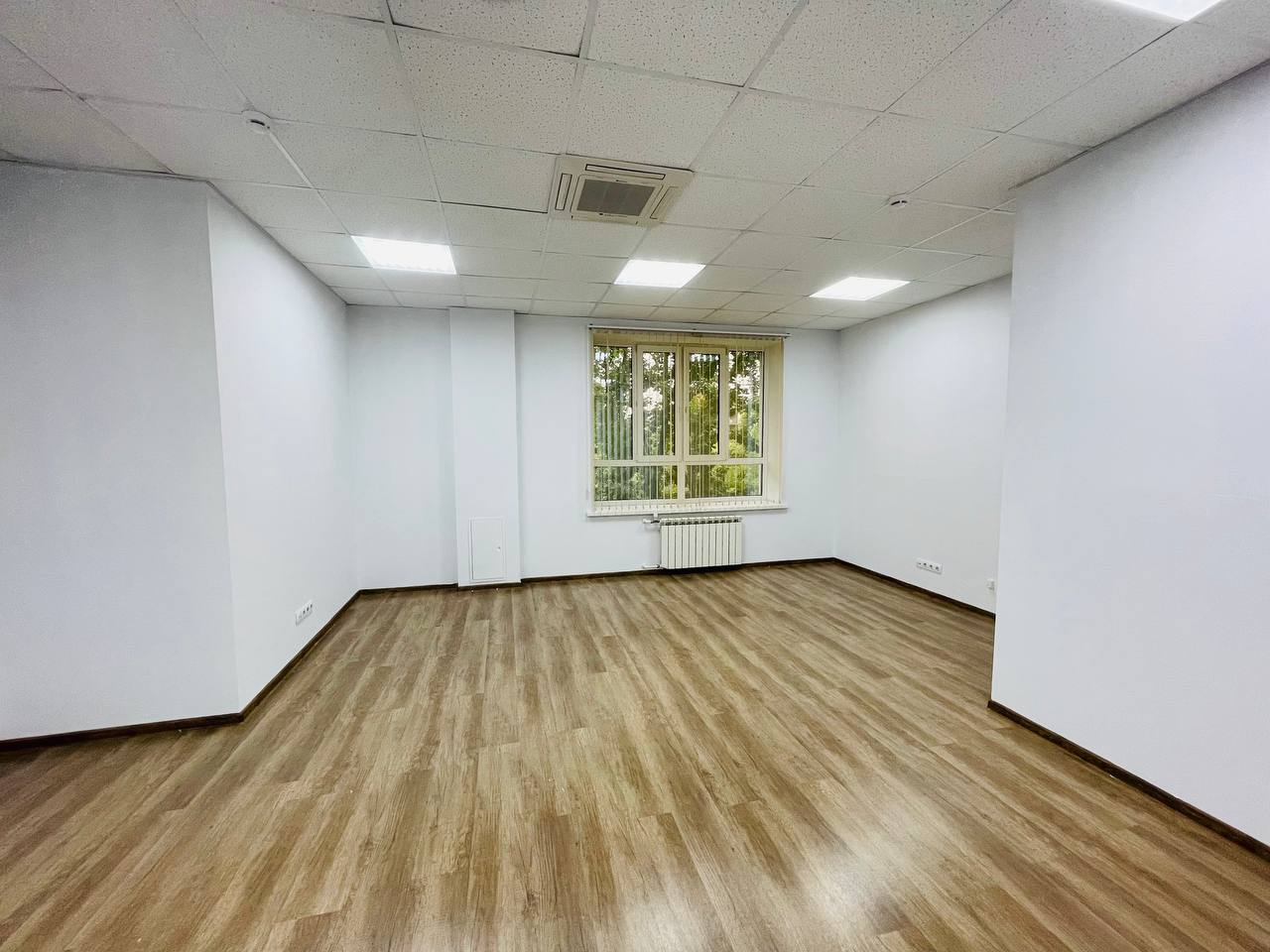 Сдаётся офис, 438 м²